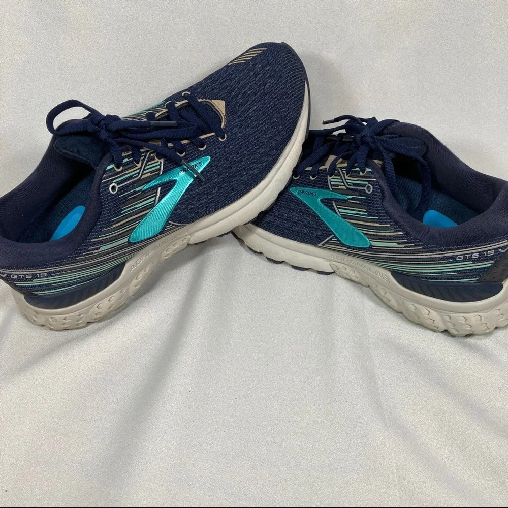 Brooks men’s DNA Loft running shoes size 8.5